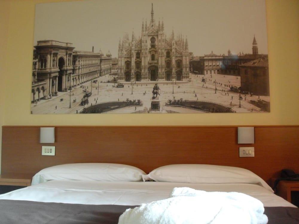 B&B Hotel Milano Portello Buitenkant foto